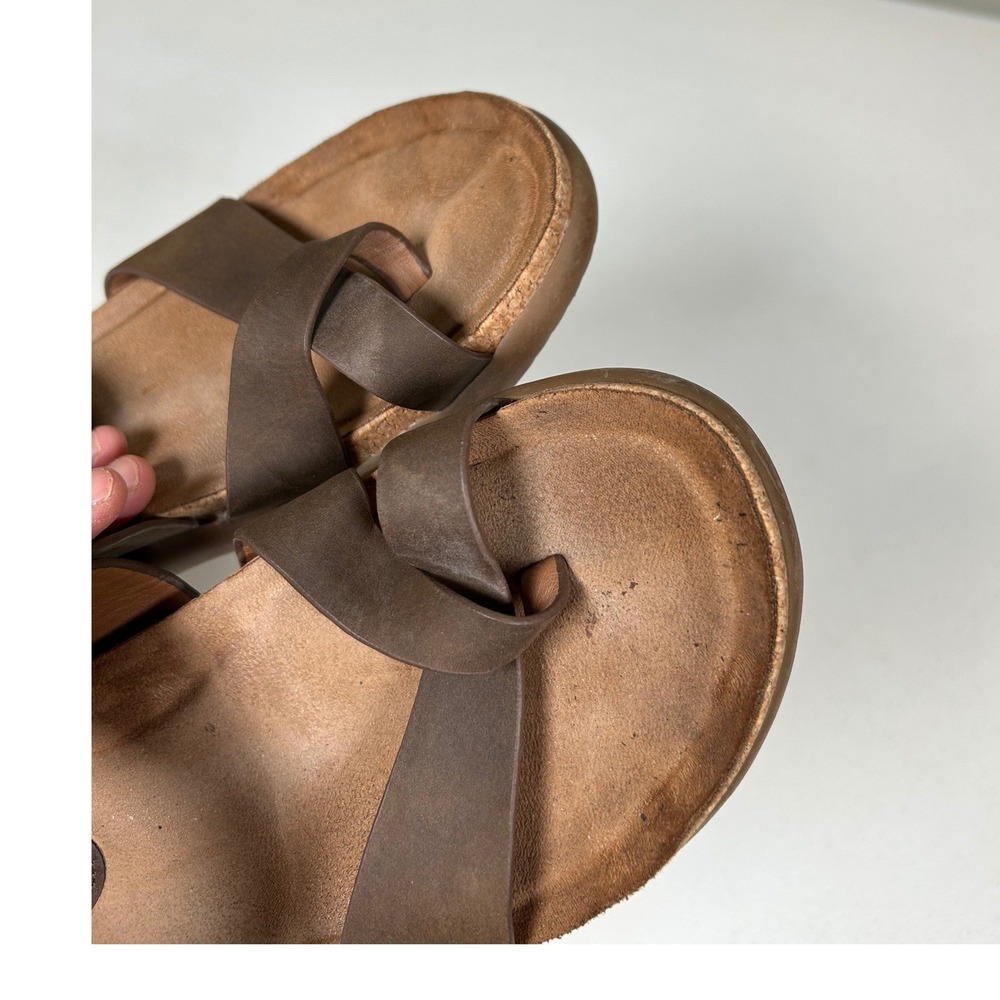 EuroSoft Hampton Sandals Women's 9.5M Brown Strappy Buckle Comfort Shoes - Picture 8 of 9